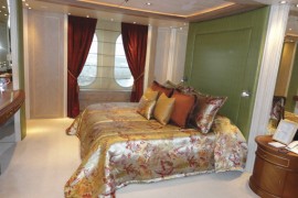 280′ Mega Yacht